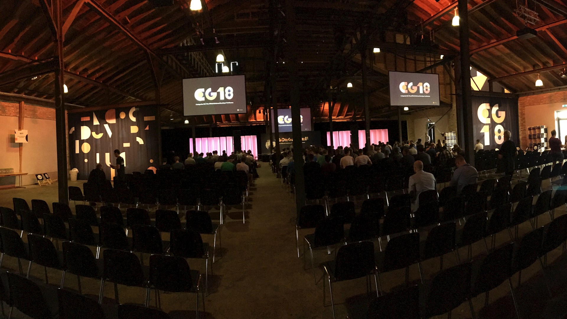 People starting to sit down for the keynote speech